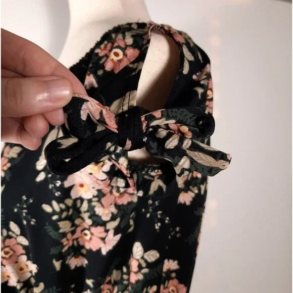 First Love On or Off Shoulder Floral Knit Peasant Top Size Medium / Large Ruffle - Picture 7 of 13